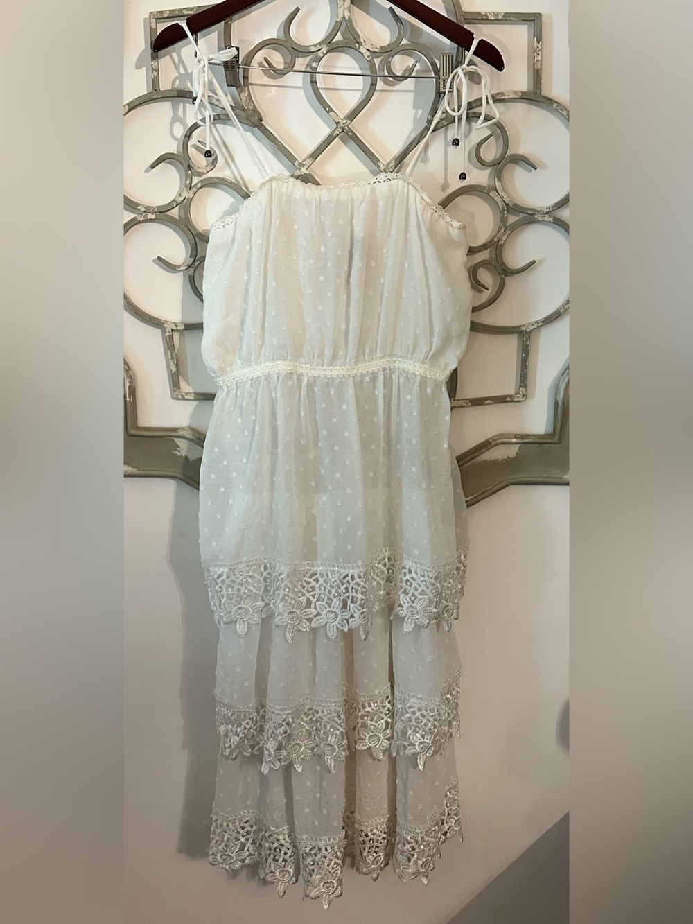 POL White Tiered Dress Size M
